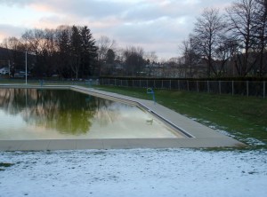Pool, December 2009. Sprinkling of snow.